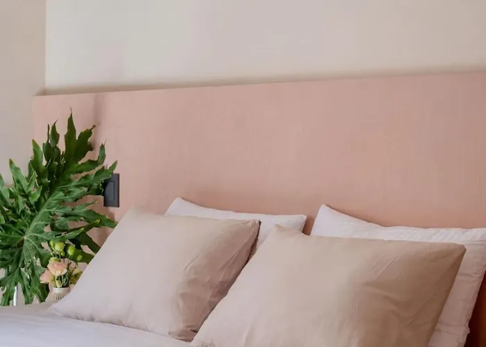 Apartamento In A Restored 1914 | Casa Serapio *