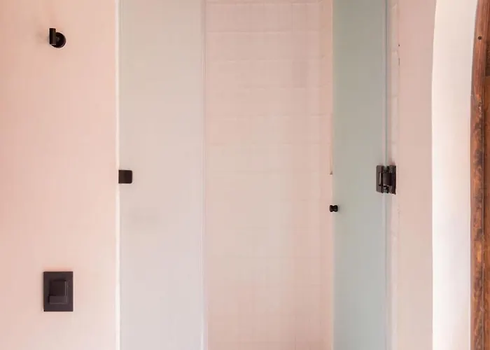 Apartamento In A Restored 1914 | Casa Serapio México DF