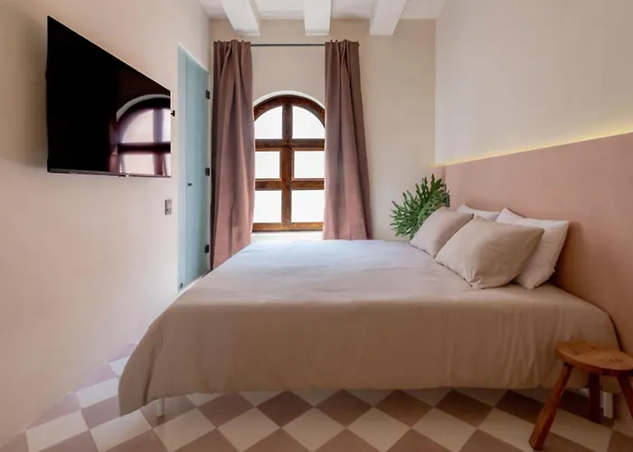 In A Restored 1914 | Casa Serapio México DF