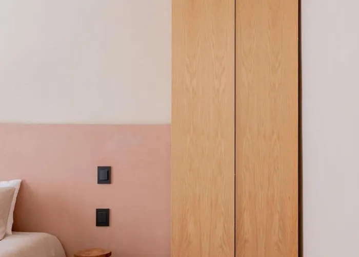 In A Restored 1914 | Casa Serapio Apartamento